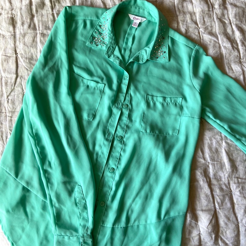 Candie’s button down blouse